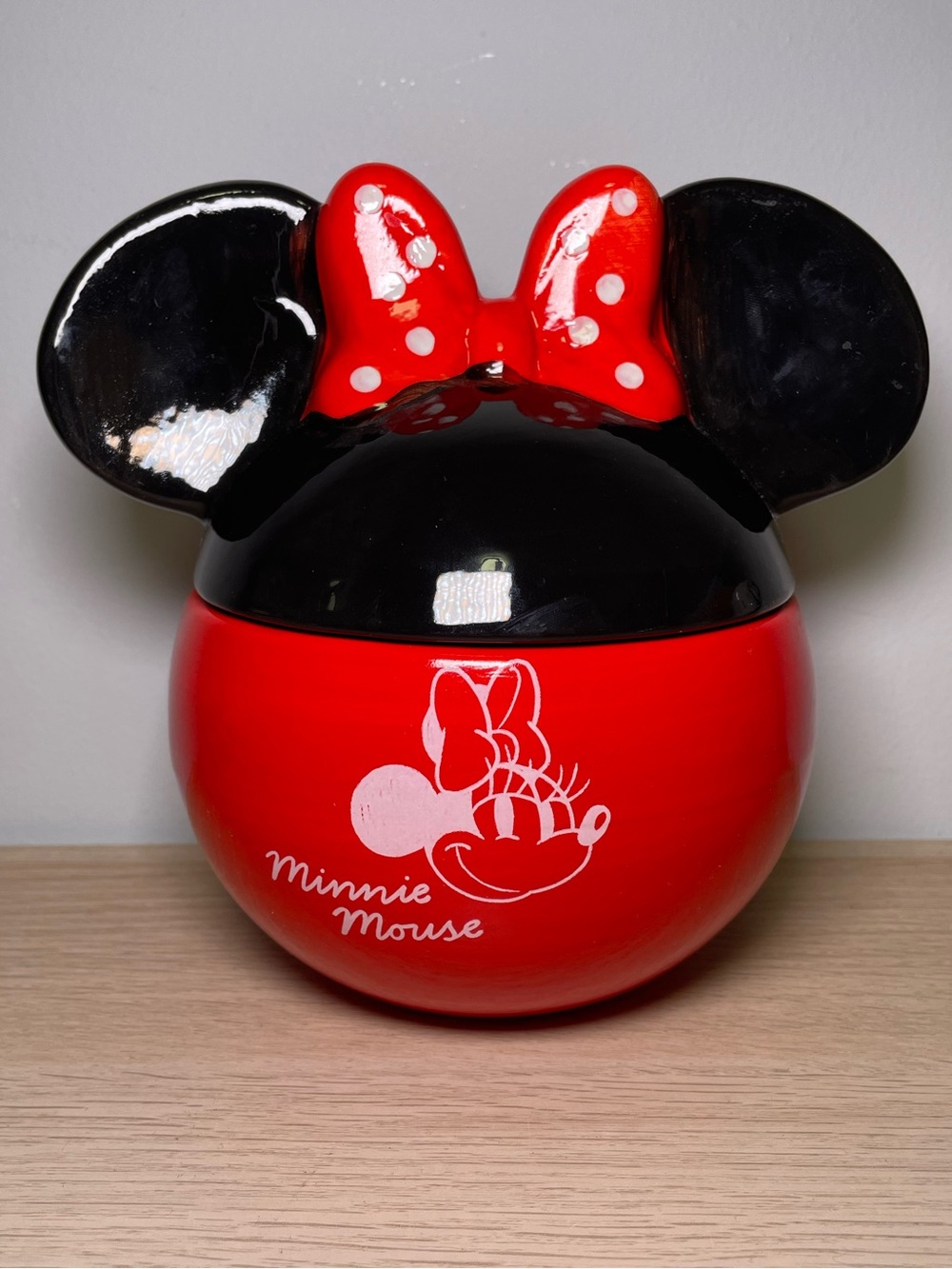 Disney Minnie Mouse Figural Ceramic Candy Treat Snack Jar with Lid